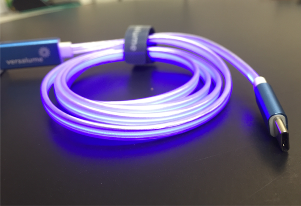 Følg os Væk Bøje Laser Light Charge & Sync Cable – Versalume